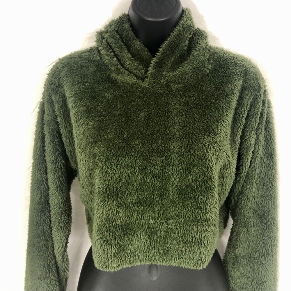Cropped Hoodie